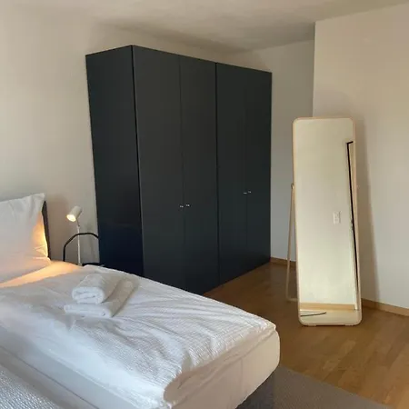 In West-eichbuehlstr 62-66 Zürich