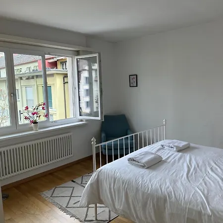 In West-eichbuehlstr 62-66 Apartment *