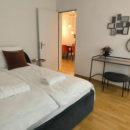 In West-eichbuehlstr 62-66 * زيورخ
